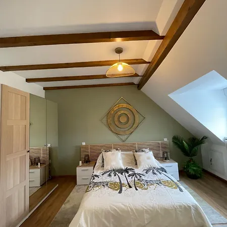 Confortable F4